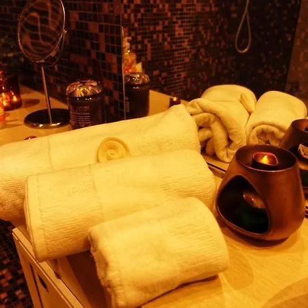 And The Bed & Breakfast Milano