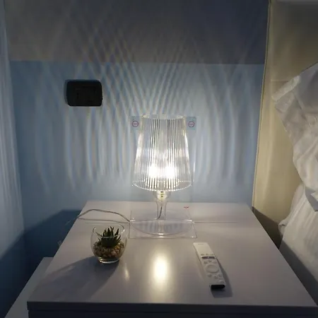And The Couette-café